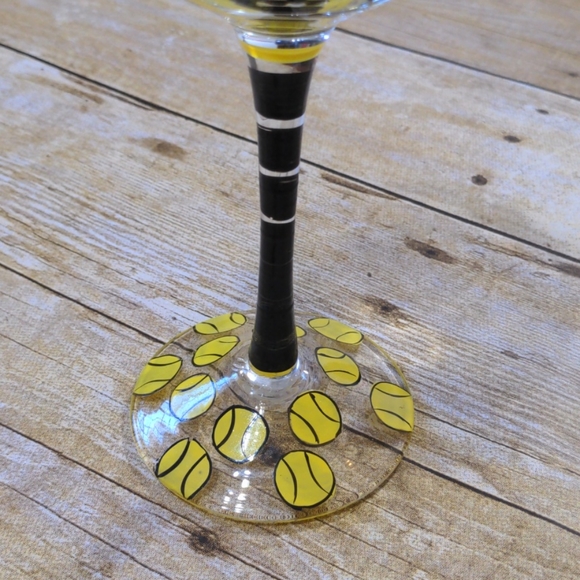 Tennis Wine Glass - Picture 4 of 8